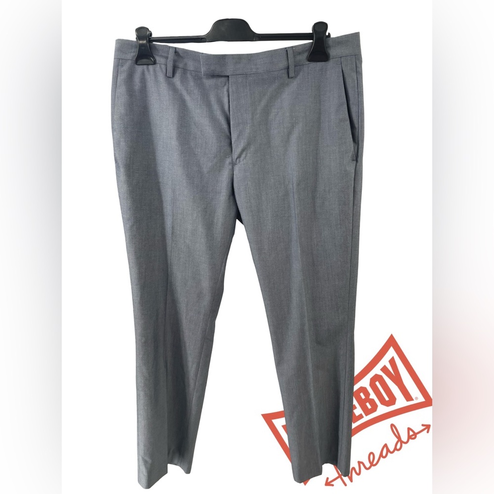 Columbia Men's Classic Gray Dress Pants